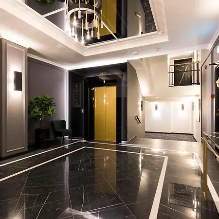 Cozy Center With Gym & Terrace *