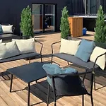 Appartement Cozy Center With Gym & Terrace Tallinn